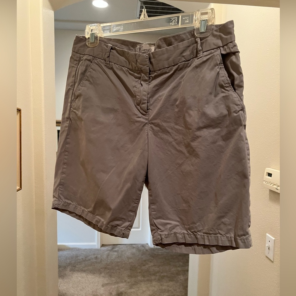 JCrew shorts women’s size 6 Bermuda.